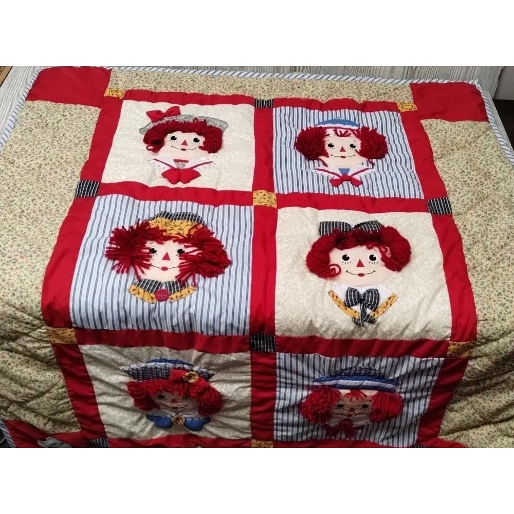 Original Raggedy Andy Blanket Faces Flowers Squares Quilted Baby Blanket Crib